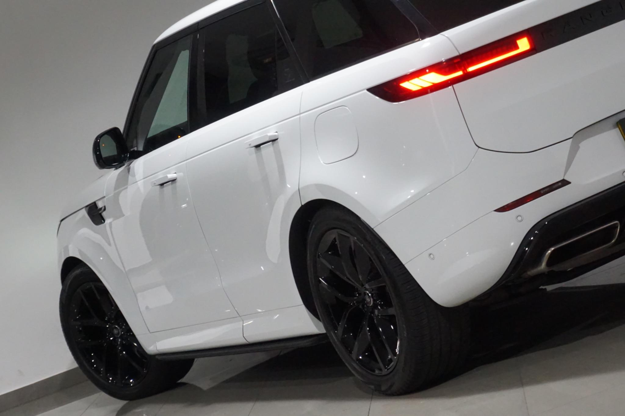 Land Rover Range Rover Sport 3.0 P440e 38.2kWh Dynamic SE Auto 4WD Euro 6 (s/s) 5dr